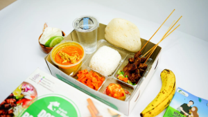 Paket katering aqiqah enak di Bandung dengan menu sate dan gulai anti bau prengus